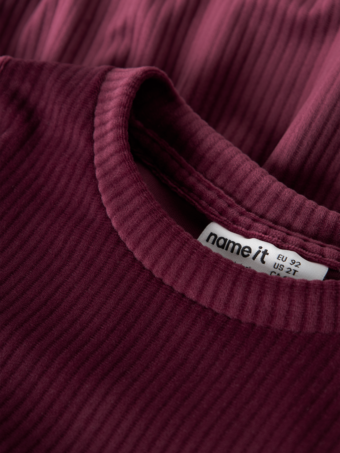 model_shot-front_full